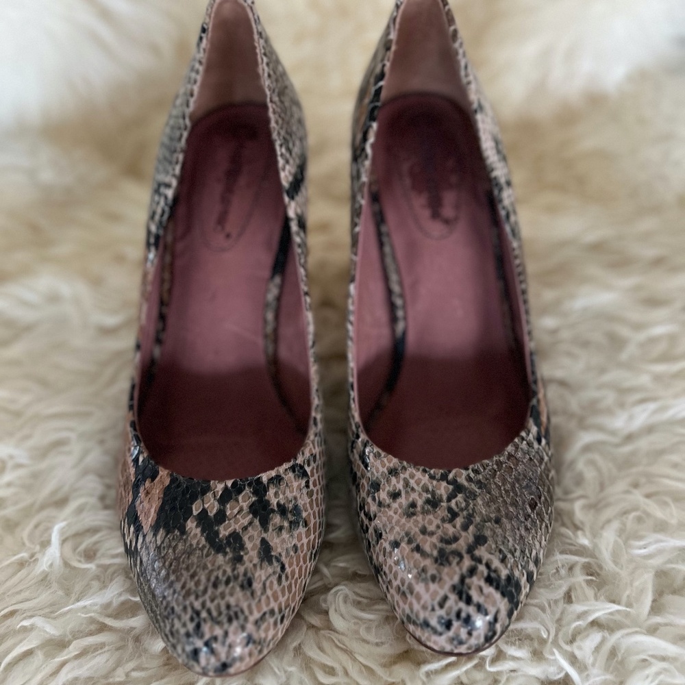 Corso Como snakeskin pumps size 9